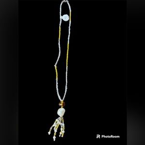 -Beads & Pearl necklace artisan